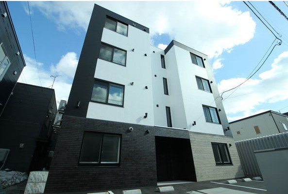 建物外観　エアコン完備のデザイナーズ仕様のお部屋です♪★