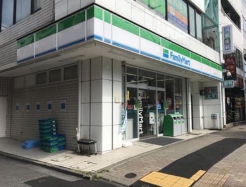 コンビニ　ファミリーマート 木場五丁目店（コンビニ）まで598m
