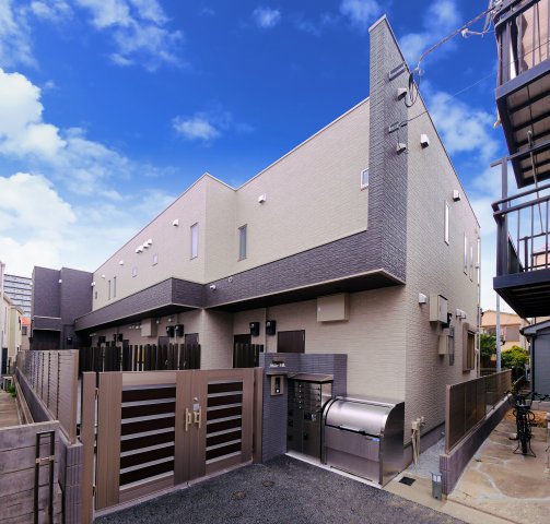 建物外観　オシャレな外観の築浅物件です。