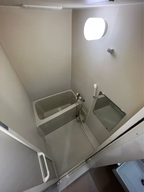 バス・シャワールーム　※他部屋参考写真