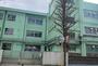 小学校　練馬区立旭丘小学校（小学校）まで483m