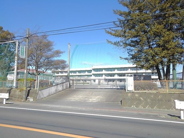 小学校　市立堤ヶ岡小学校（小学校）まで650m