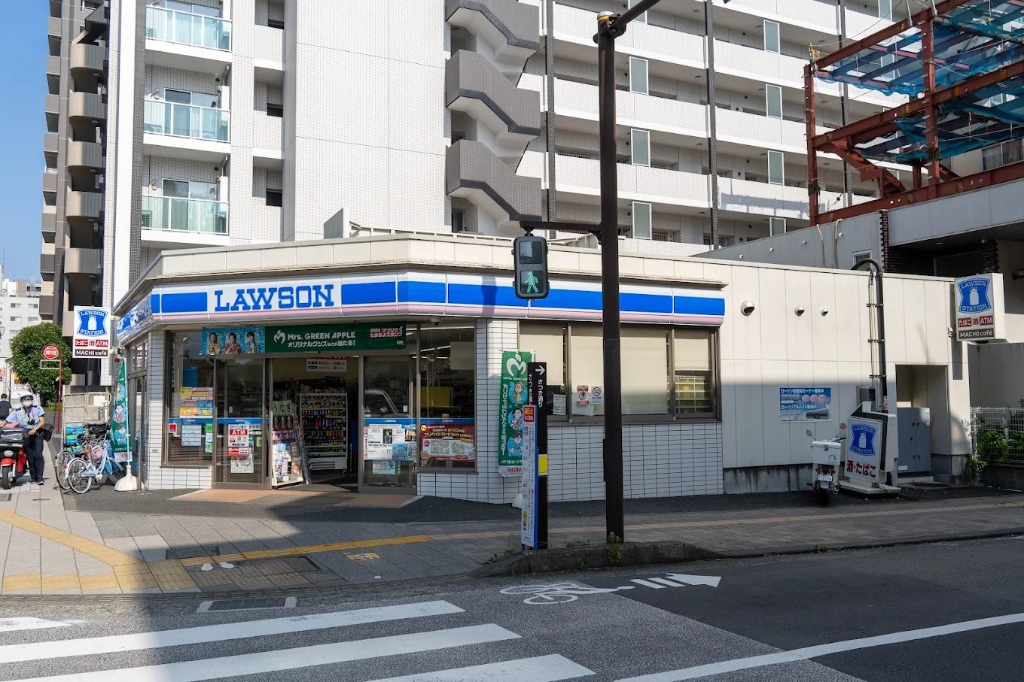 コンビニ　ローソン 厚木中央公園東店（コンビニ）まで717m