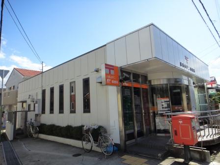 郵便局　川西小戸二郵便局（郵便局）まで332m