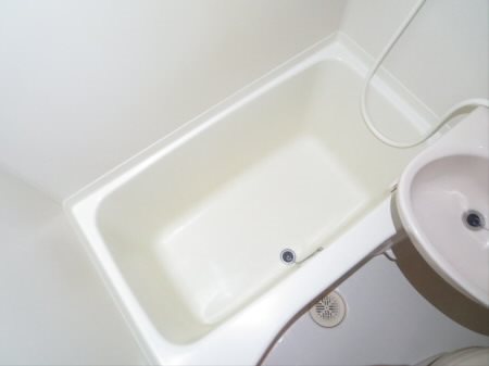 バス・シャワールーム　※別部屋参考写真