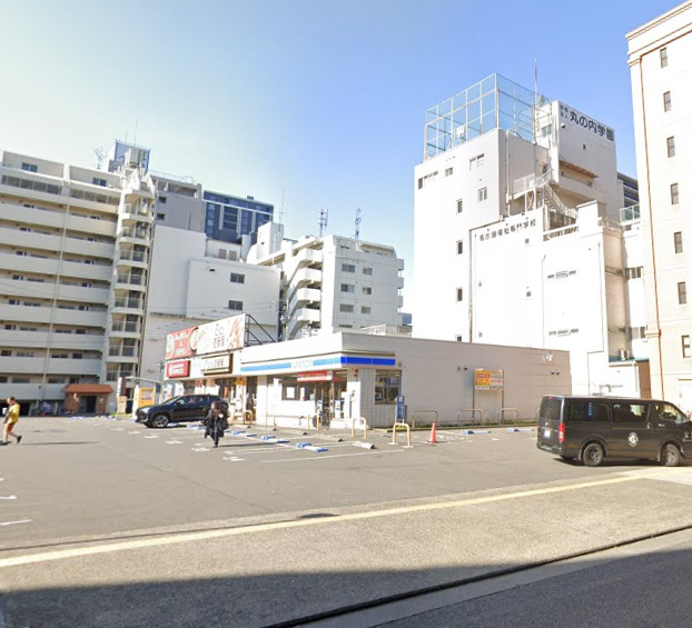 コンビニ　ローソン 中区丸の内一丁目店（コンビニ）まで236m