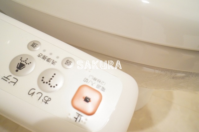 トイレ　嬉しい温水洗浄便座♪※同仕様