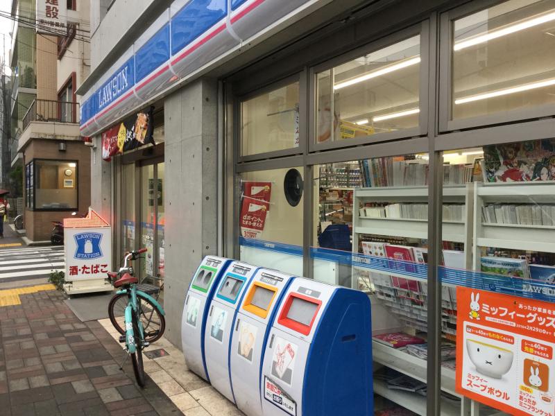 コンビニ　ローソン 新大橋一丁目店（コンビニ）まで222m