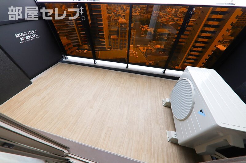 バルコニー