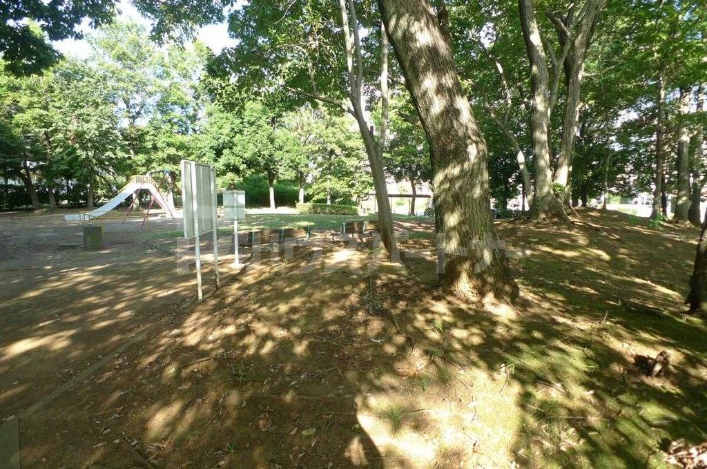 公園　大津ヶ丘前原公園（公園）まで460m