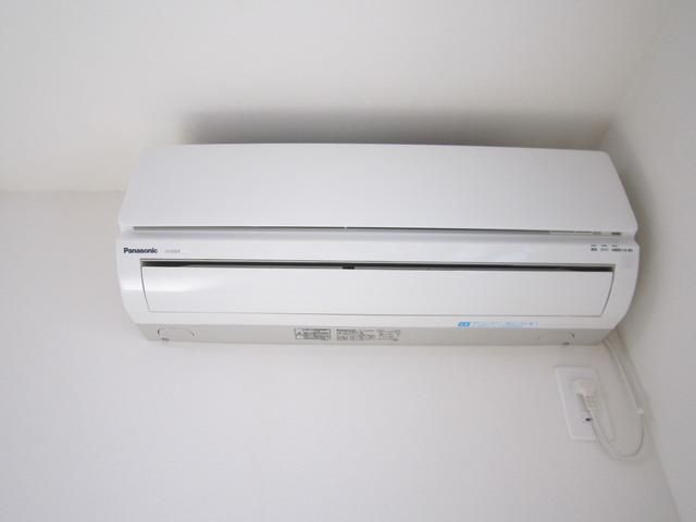 その他設備　エアコン付き洋室