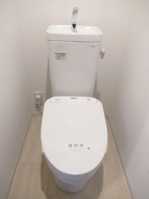 トイレ　洗浄便座付です！