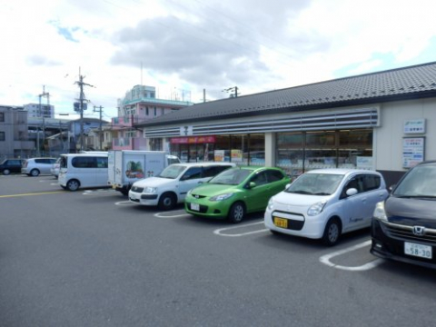 コンビニ　セブン－イレブン　大津坂本３丁目店（コンビニ）まで300m