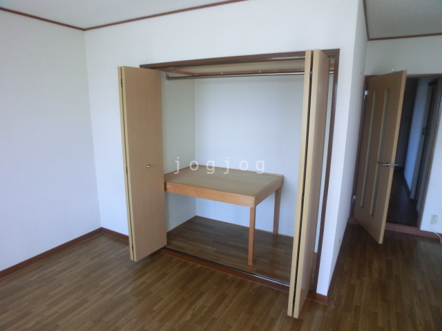 収納　収納に便利なクローゼット付きです。