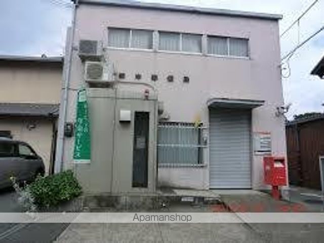 郵便局　柳本郵便局（郵便局）まで769m