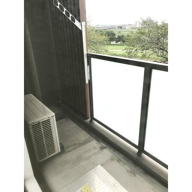 バルコニー　※同仕様写真含む