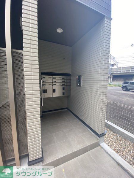 エントランス　エントランス