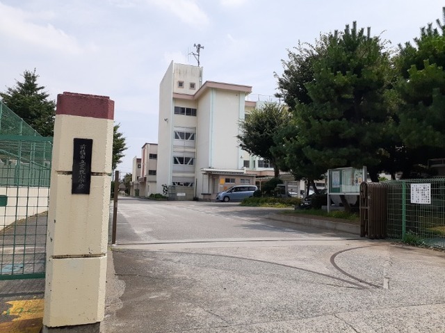 その他　前橋市立荒牧小学校（その他）まで1500m