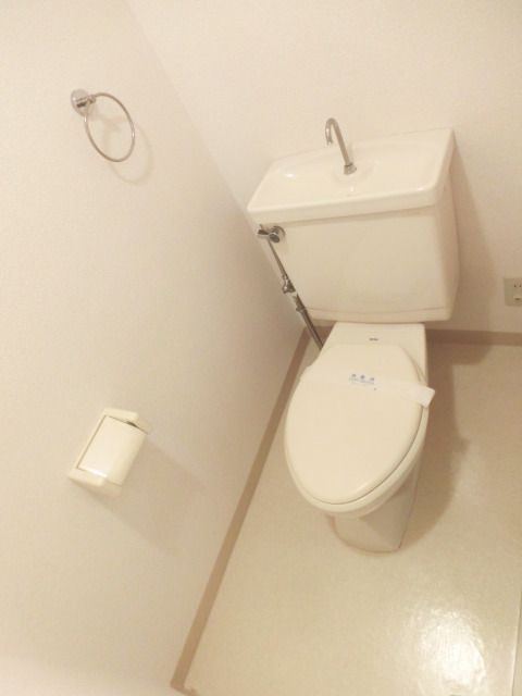 トイレ　清潔感あるトイレです。