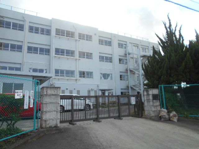 小学校　海老名市立門沢橋小学校（小学校）まで1076m