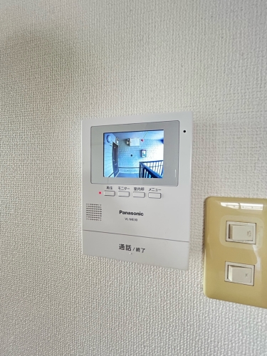 セキュリティ　※別号室反転タイプ写真になります。現況優先といたします。