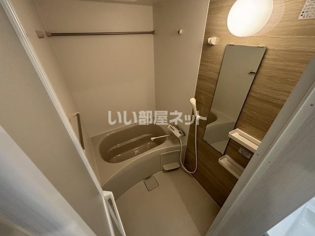 ジーメゾン川越稲荷町の風呂写真