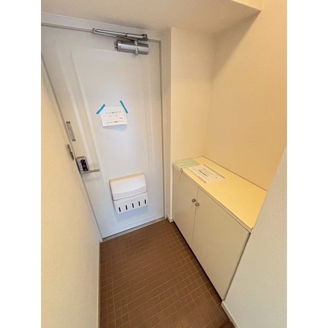 玄関　＊別部屋参照