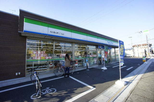 コンビニ　ファミリーマート 市川南大野店（コンビニ）まで92m