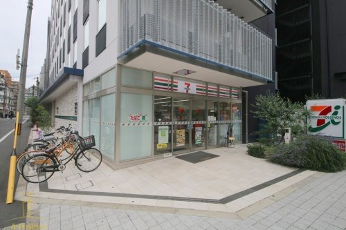 コンビニ　セブンイレブン 大阪福島6丁目北店（コンビニ）まで73m