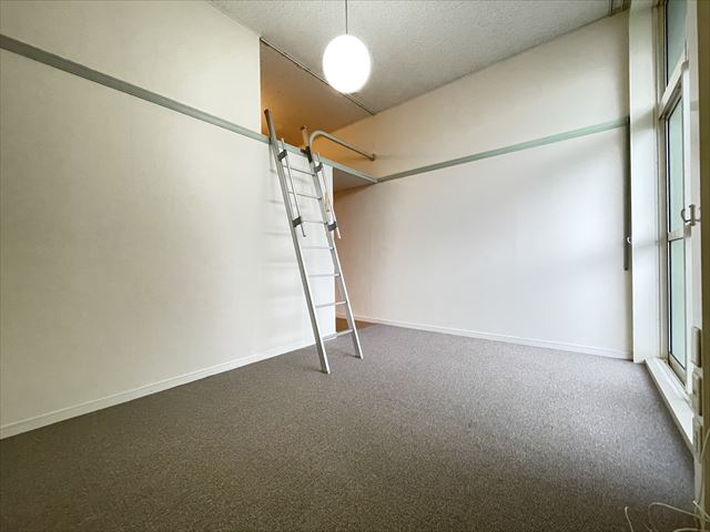 居室・リビング　居室