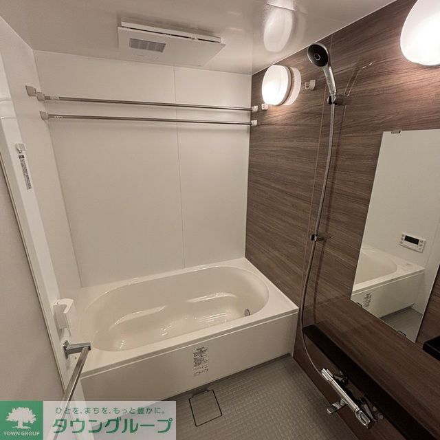 バス・シャワールーム　※写真は同タイプ住戸です。