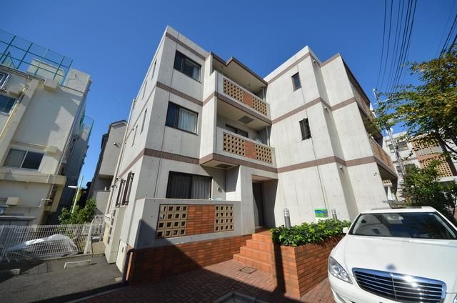 建物外観　★外観コンクリート打ちのお洒落な外観★
