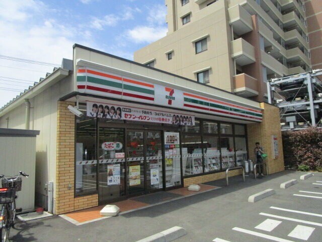 コンビニ　セブンイレブン板橋三園1丁目店（コンビニ）まで421m