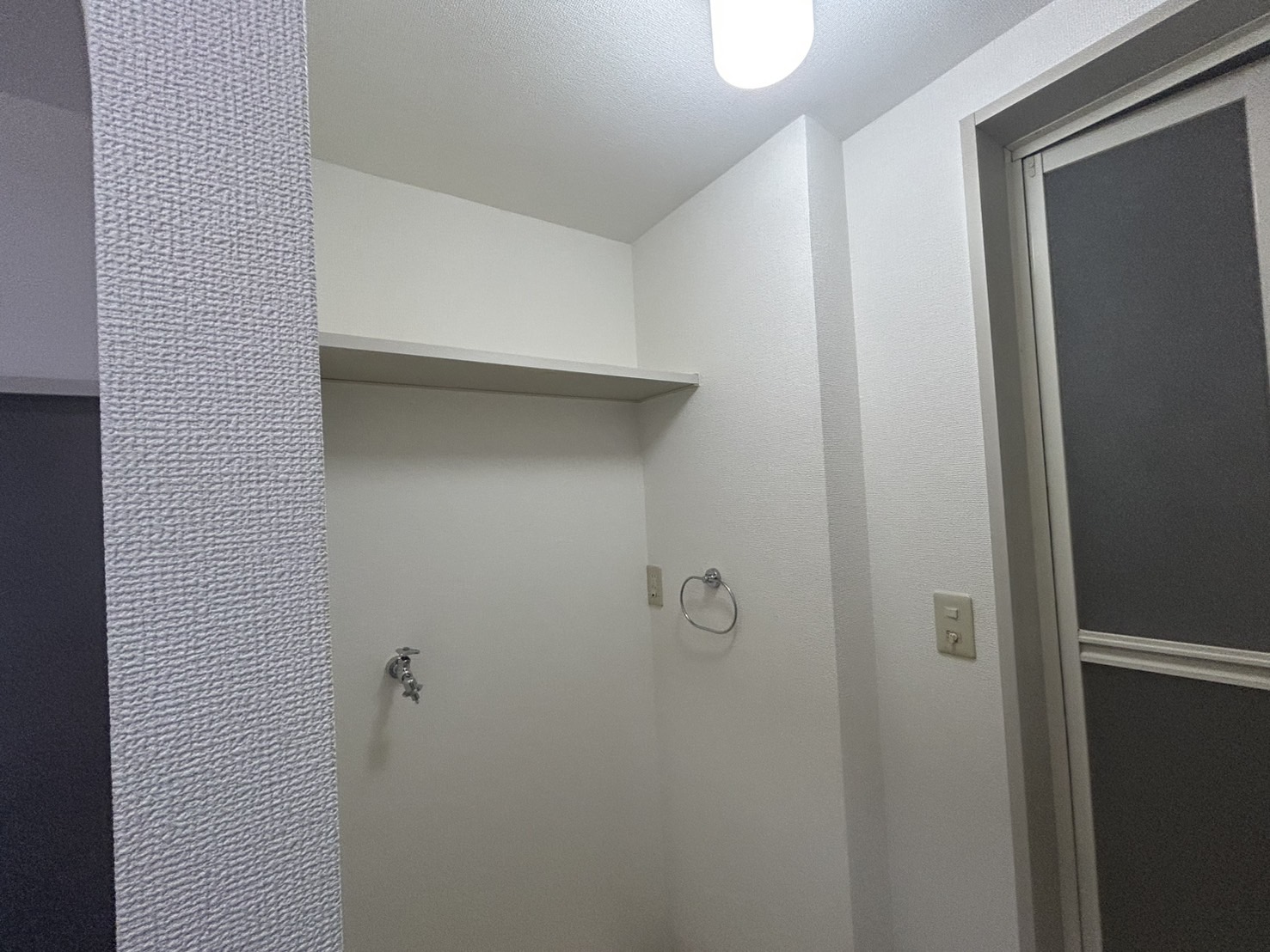 洗面設備　上部棚