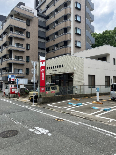 郵便局　博多祇園西郵便局（郵便局）まで305m