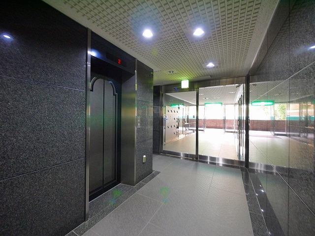エントランス　建物の内部です