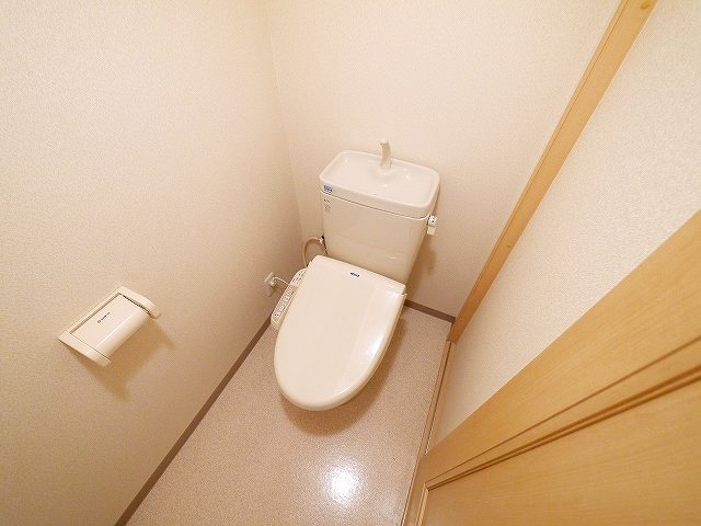 トイレ　トイレもきれいです