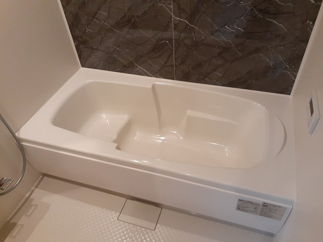 バス・シャワールーム　一坪風呂