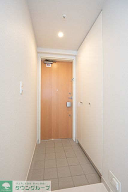 玄関　※写真は同タイプ住戸です。