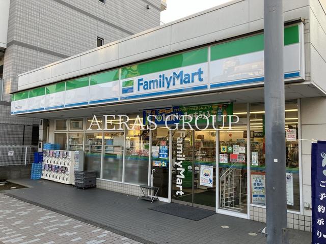 コンビニ　ファミリーマート 大島四丁目店（コンビニ）まで220m
