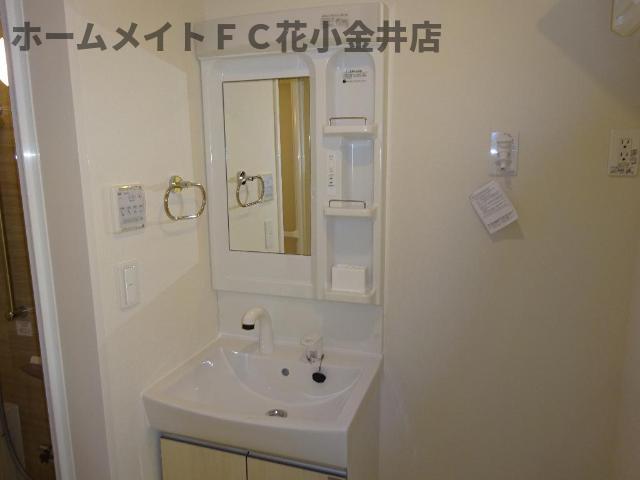 洗面設備　洗髪洗面化粧台