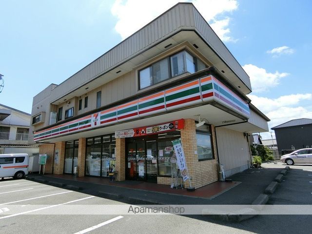 コンビニ　セブンイレブン（コンビニ）まで345m