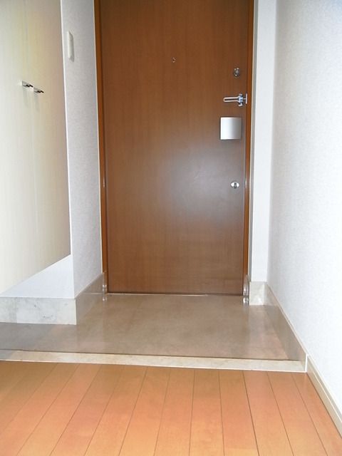 玄関　玄関から…★