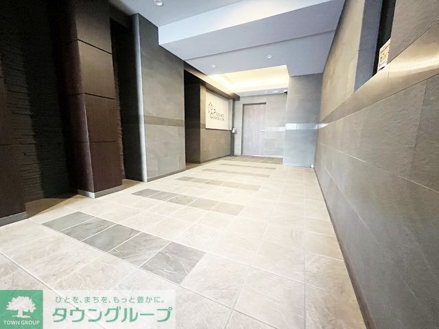 エントランス　エントランス