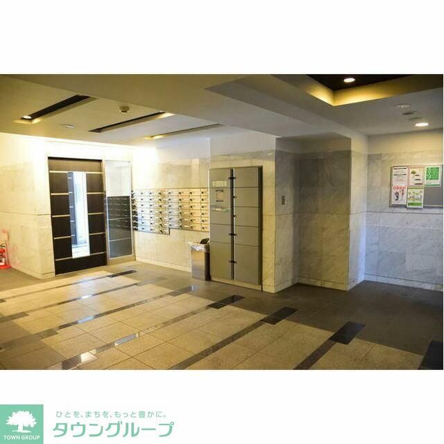 エントランス　エントランス