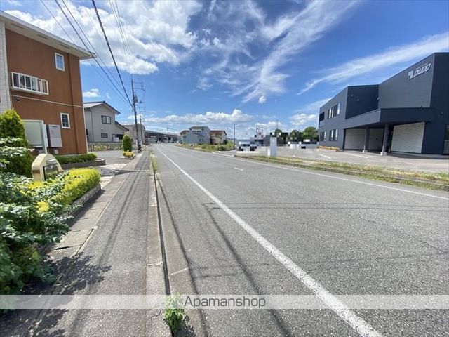 その他　前面道路（その他）まで0m