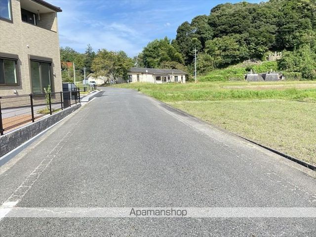 その他　前面道路２（その他）まで0m
