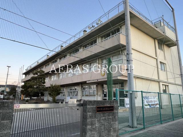 小学校　市川市立冨貴島小学校（小学校）まで681m