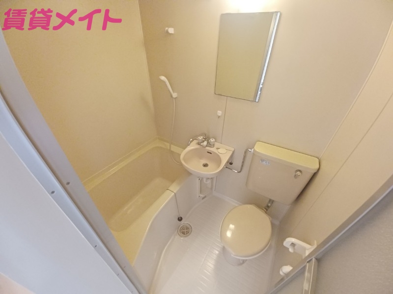バス・シャワールーム　別部屋画像参考
