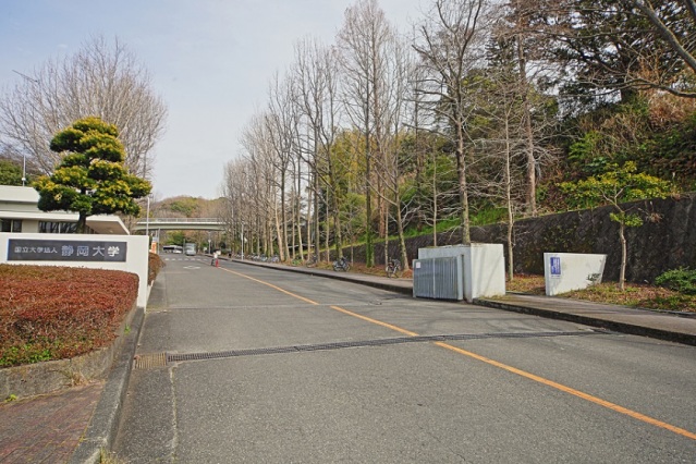 ＪＲ東海道本線 東静岡駅 徒歩42分 3階建 新築の周辺写真